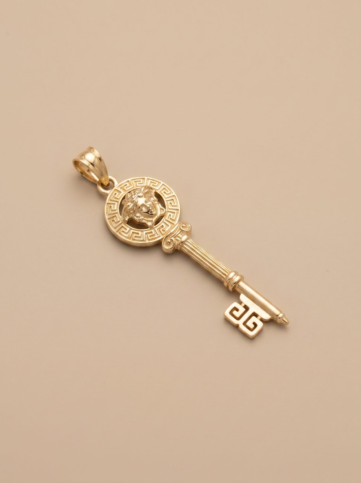 D35